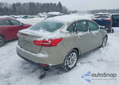 2015 Ford Focus Se z USA, uszkodzony, nr VIN 1FADP3F20FL365184